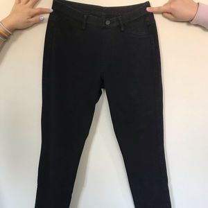 Black jeggings